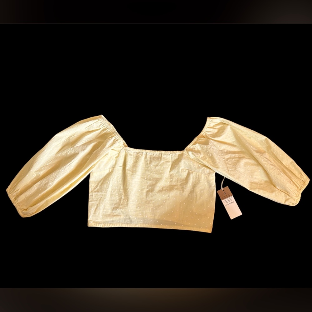 **3 for $30** 
Yellow Billabong polka dot crop top - Picture 2 of 8